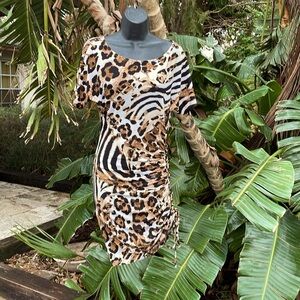 Cache asymmetric, leopard print dress
